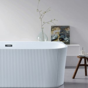Whetū Centre Fluted Bath 1700mm
